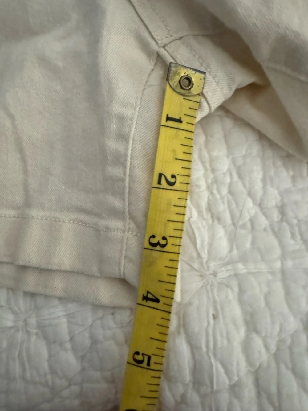 D. Jeans Women’s Solid Front Patch Pocket Shorts in Off White Beige Size 6 - Picture 5 of 6